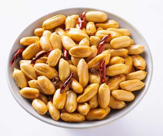 fried and salted peanut kernels